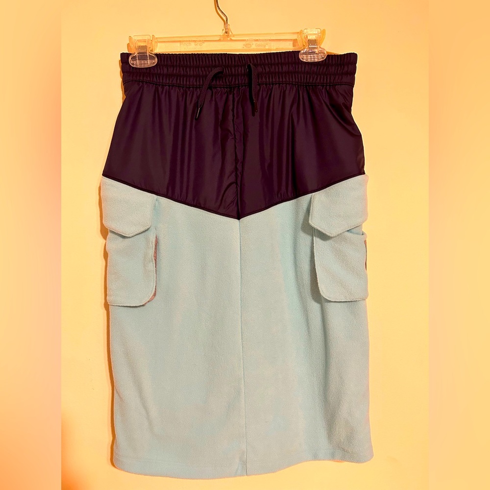 Nike girls size large baby blue bottom nave blue top shirt